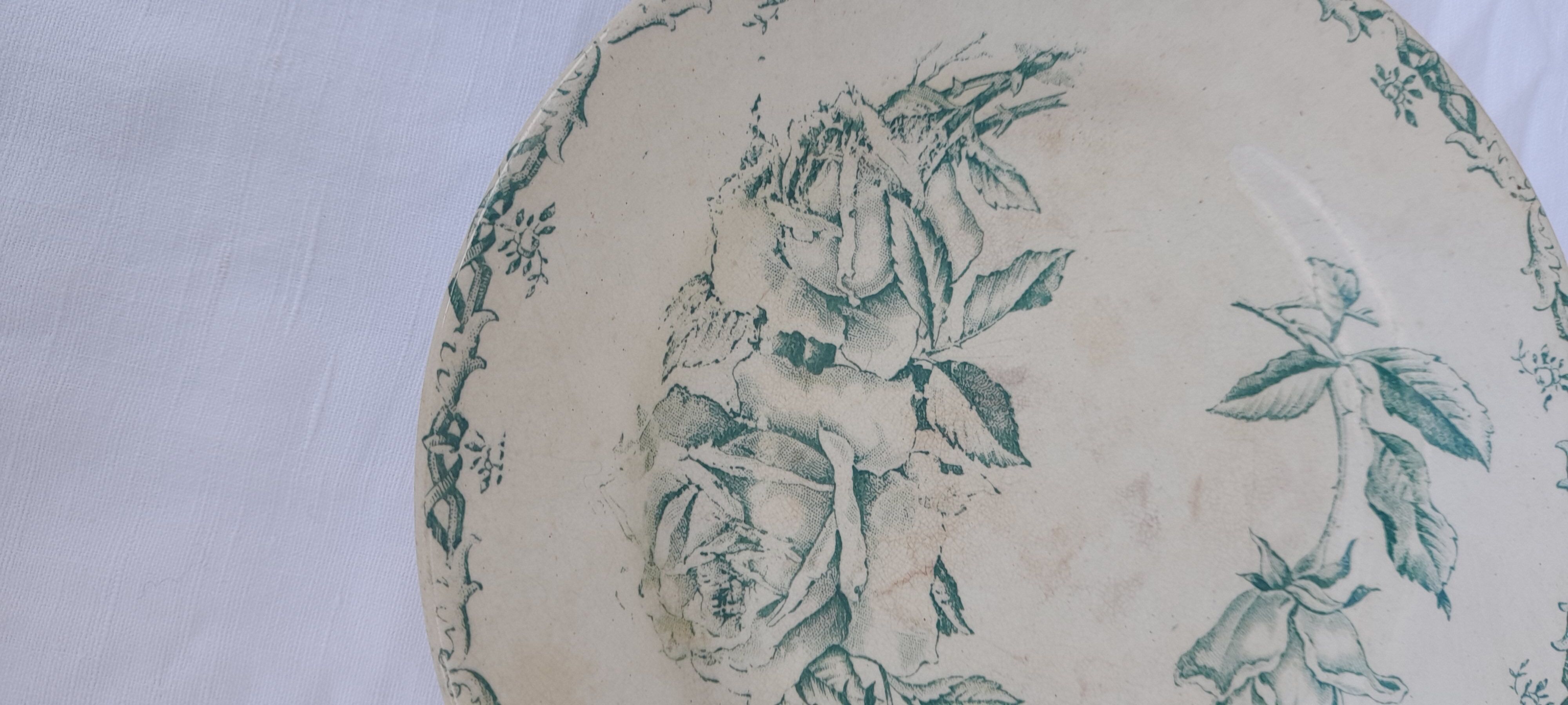 2 dessert plates in earthenware Moulin des loups model Aurora diam 19 cm