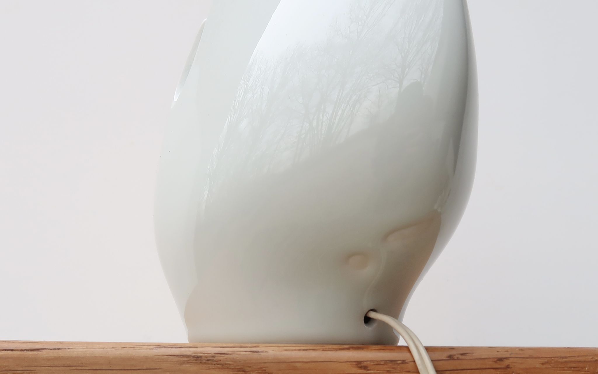 Lampe forme libre en porcelaine de Virebent années 70