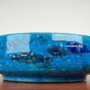 Bowl in the shape of a fish, modern fish from the mid-century by Aldo Londi for Bitossi, Italy, 1960s.
