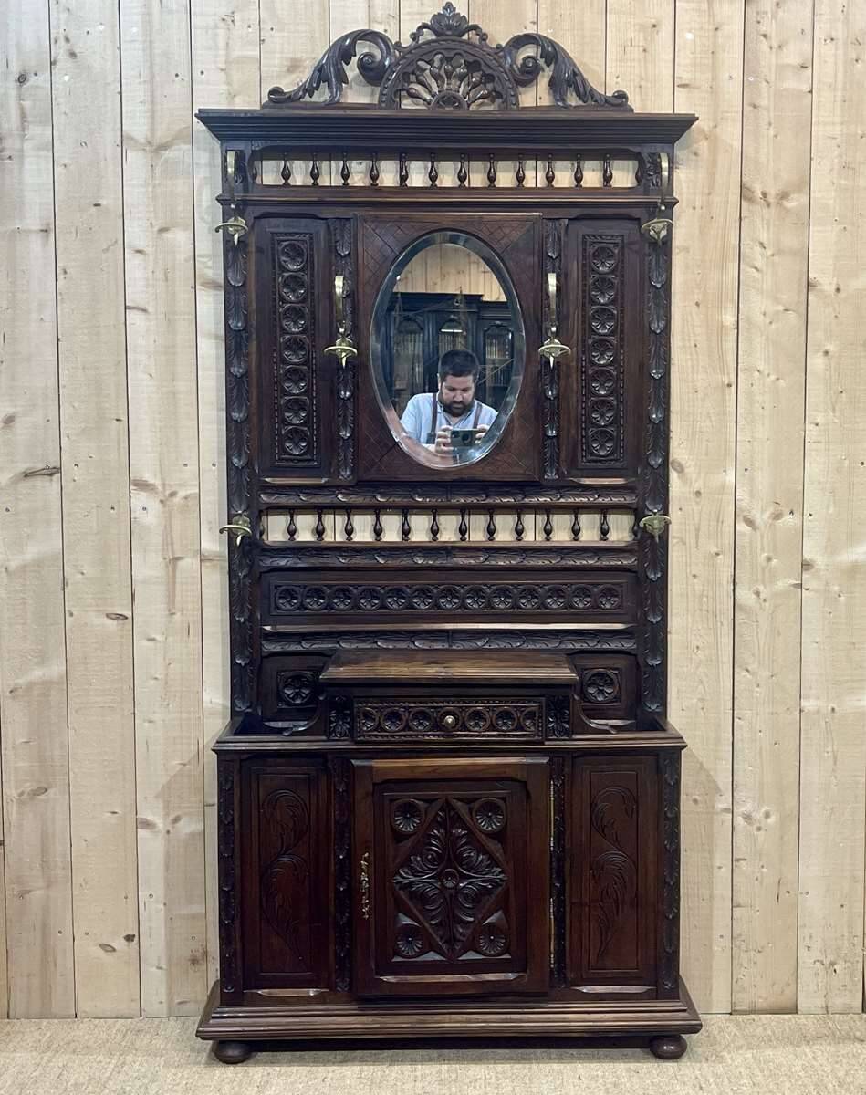 Breton chestnut wardrobe from the 1930s