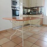 Red Cedar glazed lava stone table
