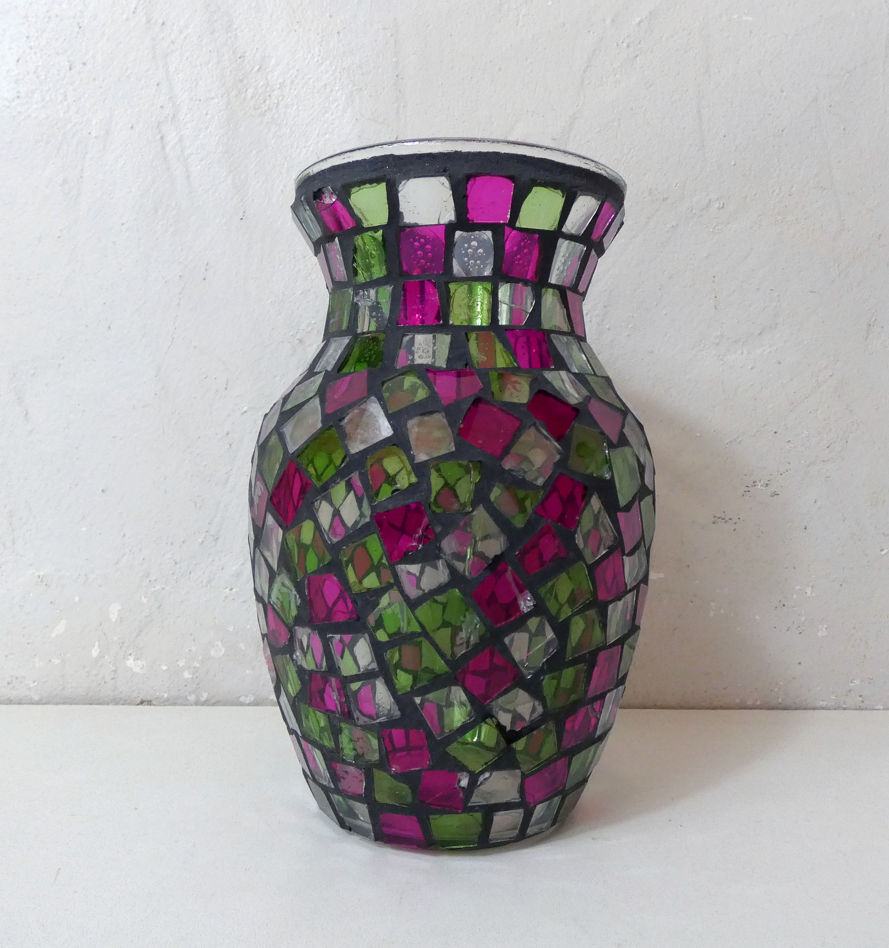 Vase vitrail à facettes vintage