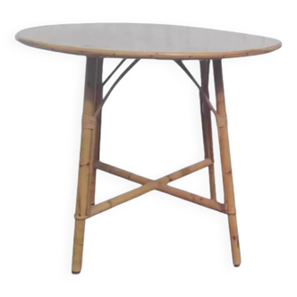 Rattan table