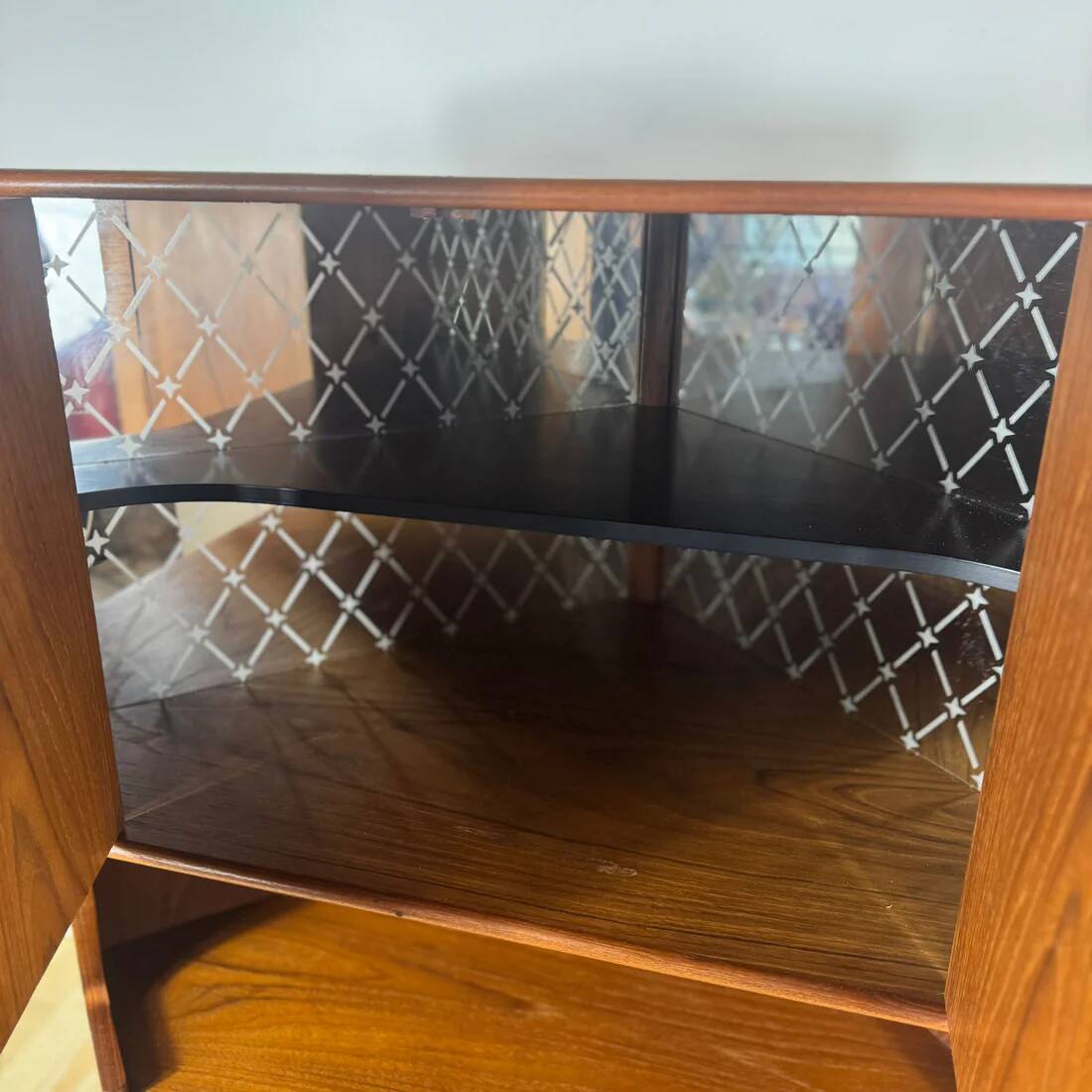 Meuble d'angle danois en teck – Mid-Century