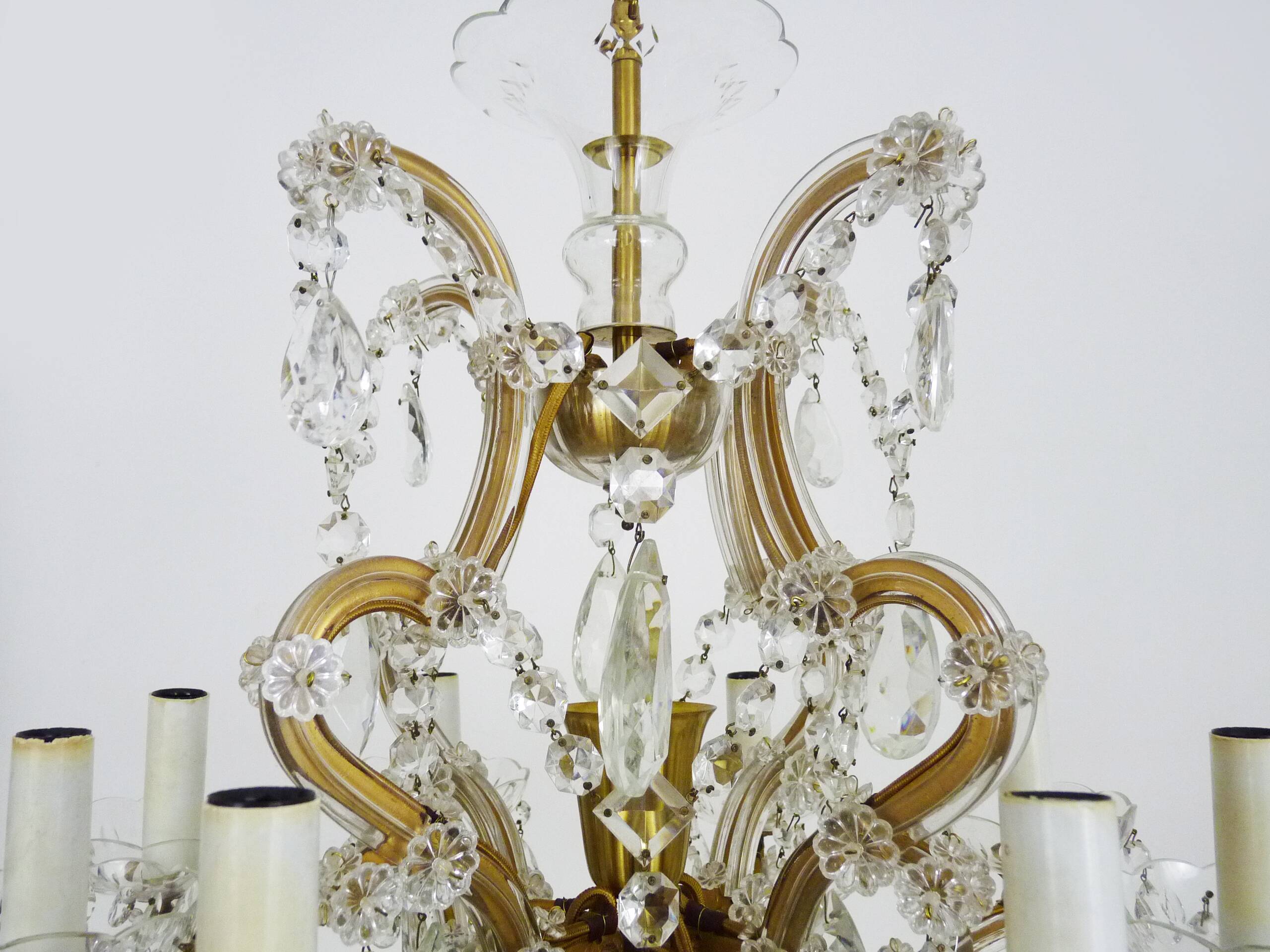 Old chandelier, pendant light, Marie Thérèse light with 9 lights and glass pendants. 1980s