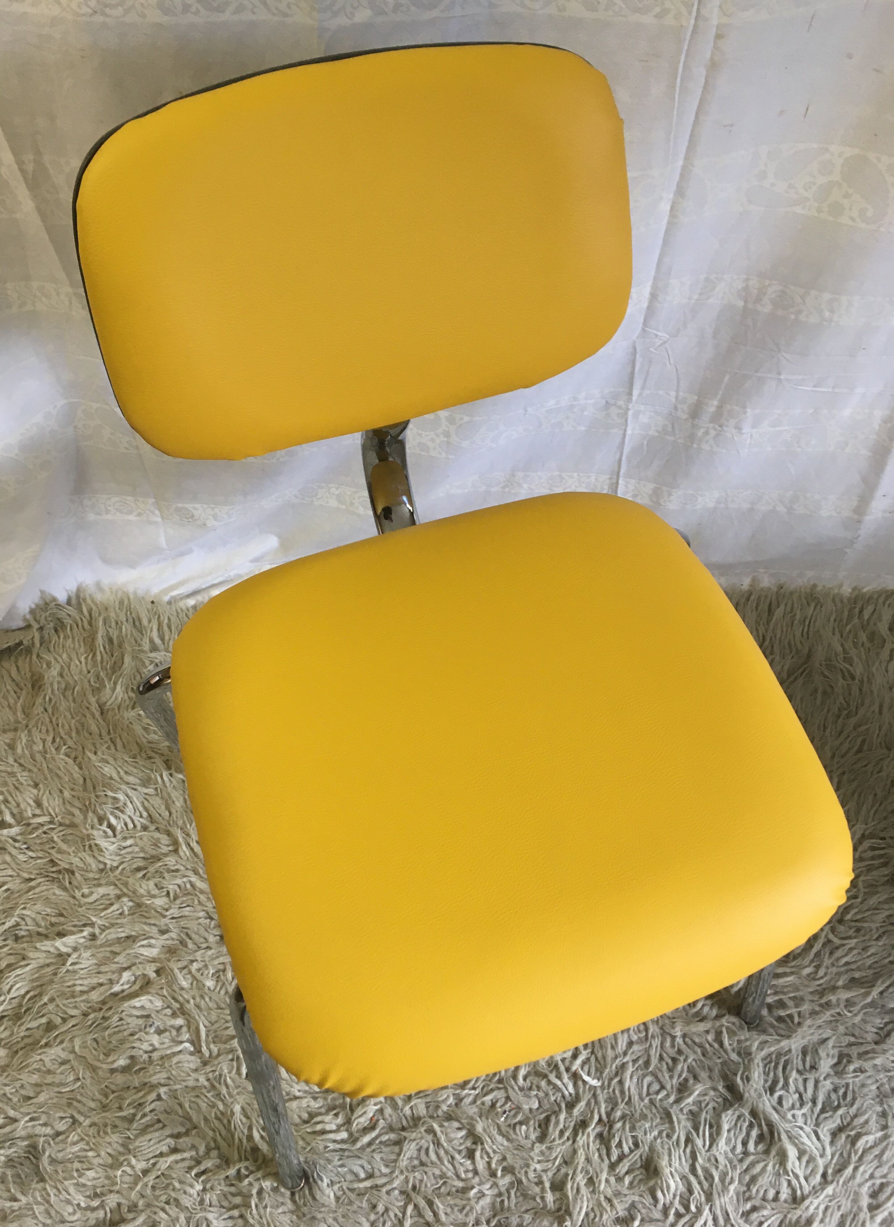 Strafor steelcase chair in the 70s
