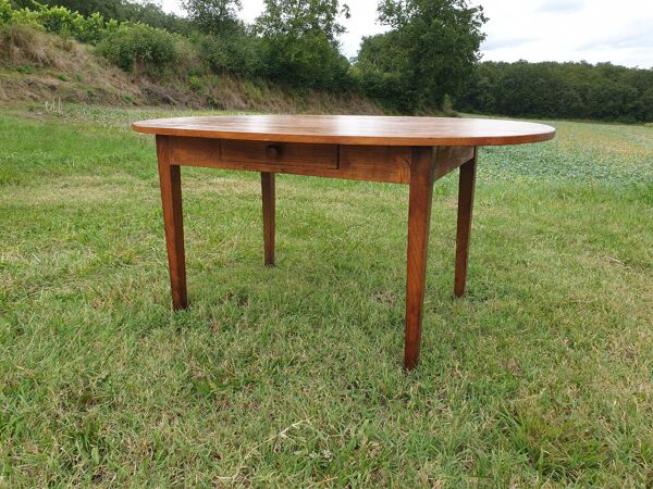 Table de ferme ovale en merisier