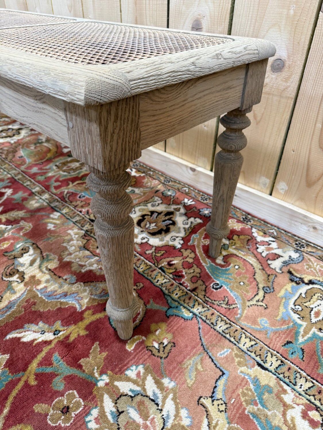 Banc d'office style Louis-Philippe en chêne massif et cannage