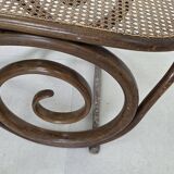 Thonet lounge chair