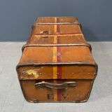 Antique brown travel case with wooden slides from the early 1900s