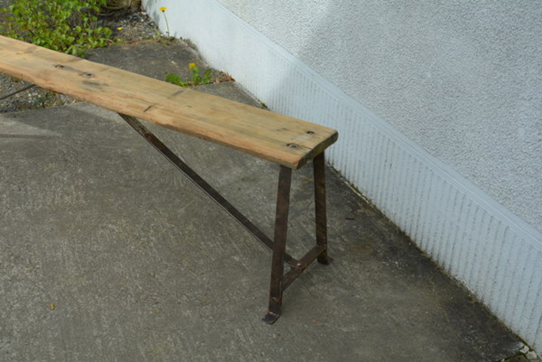 Farm old bench