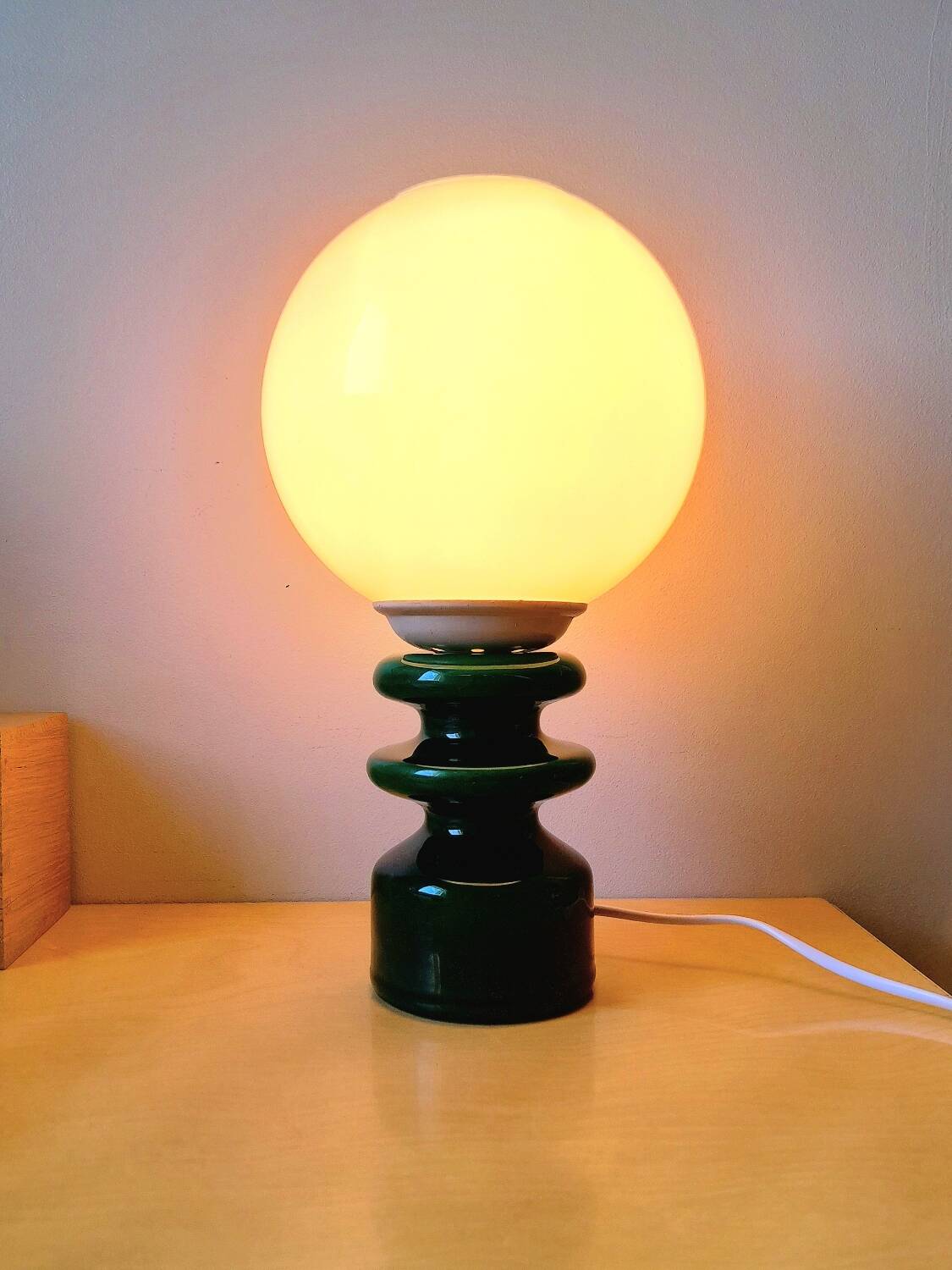Space Age ceramic and opaline lamp, 1970