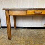 Farm table