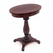 Table à fils ancienne, Europe du Nord, vers 1860. Après rénovation.