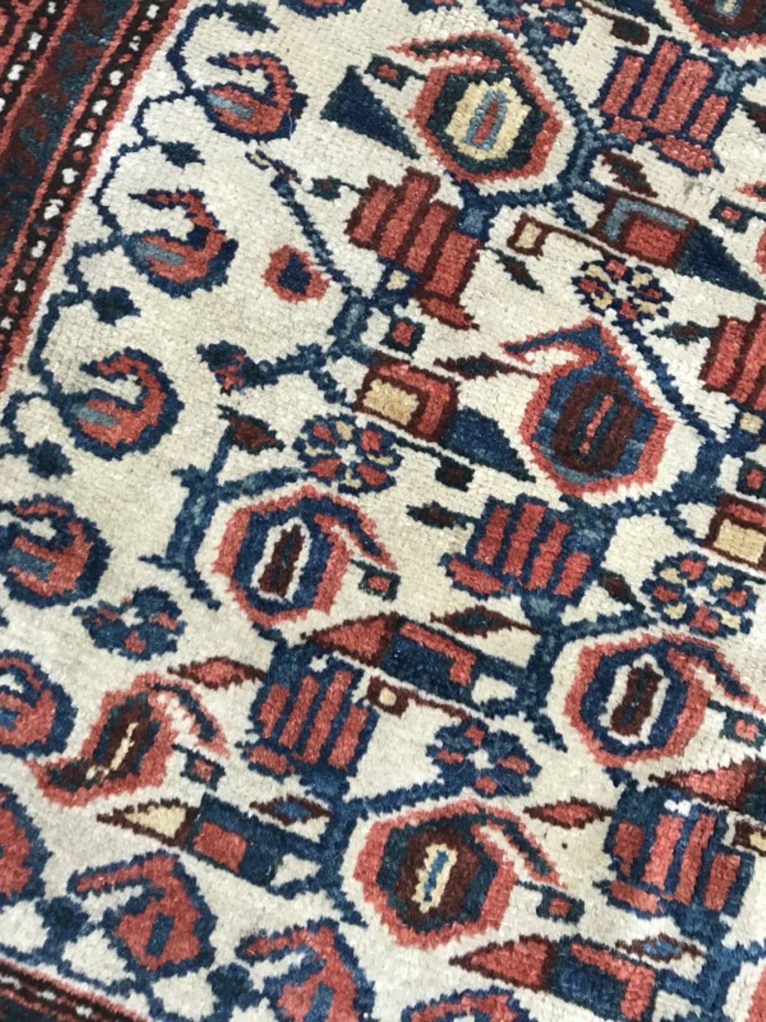Carpet old persian kurdish done hand 117 x 185 cm
