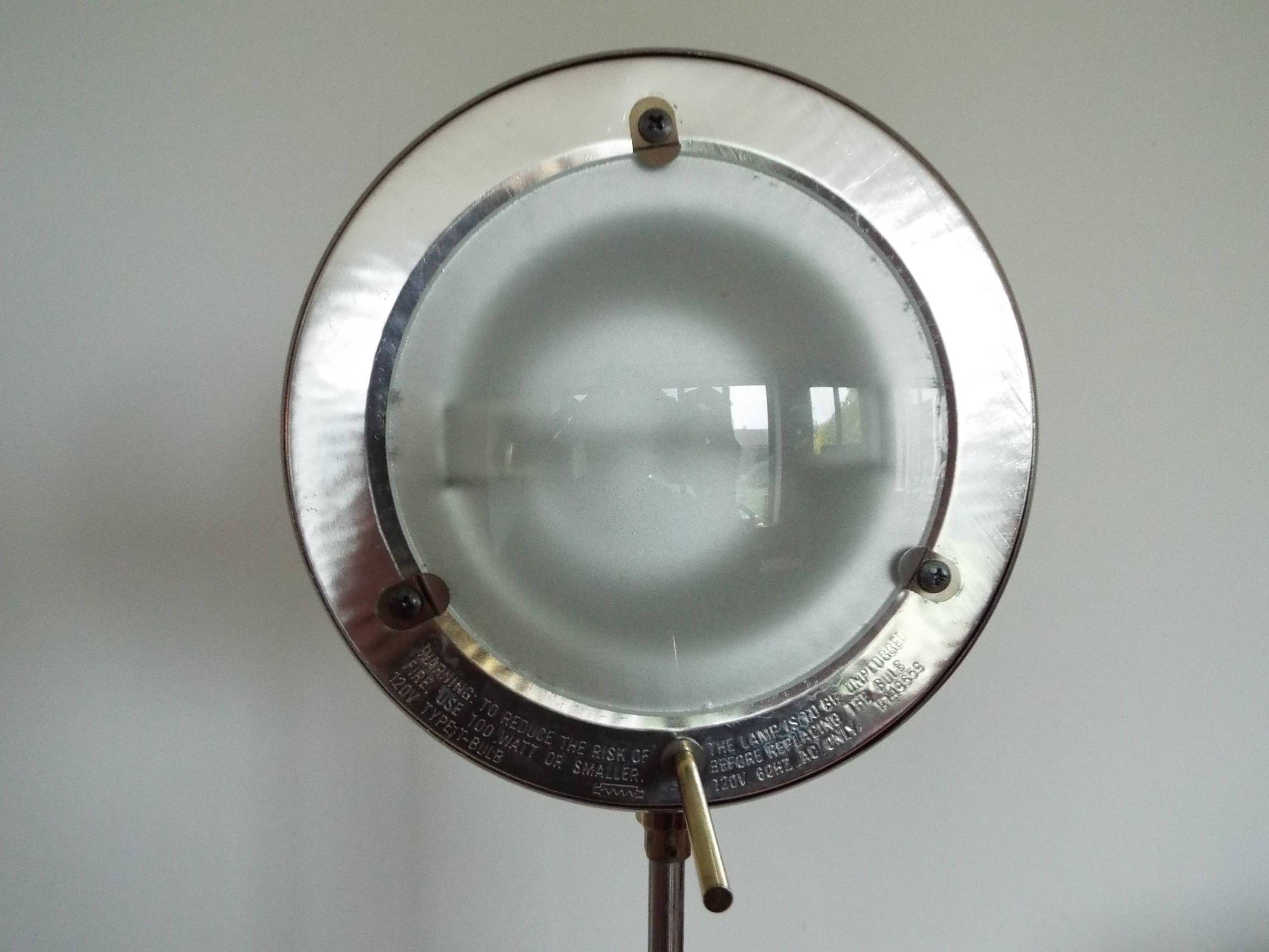 Tensor articulated desk lamp