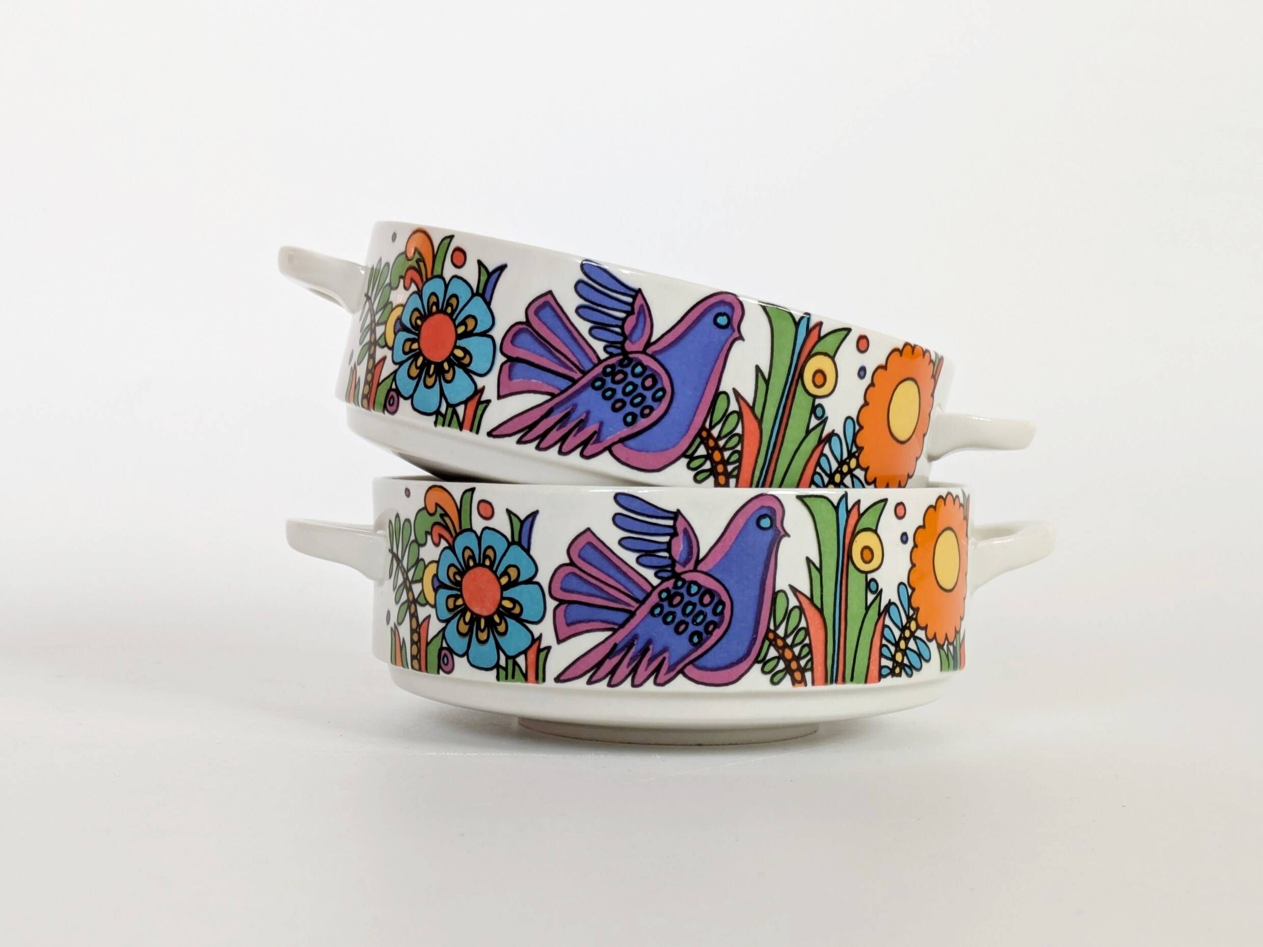 Set of 2 vintage “Acapulco” bowls by Villeroy & Boch with handles