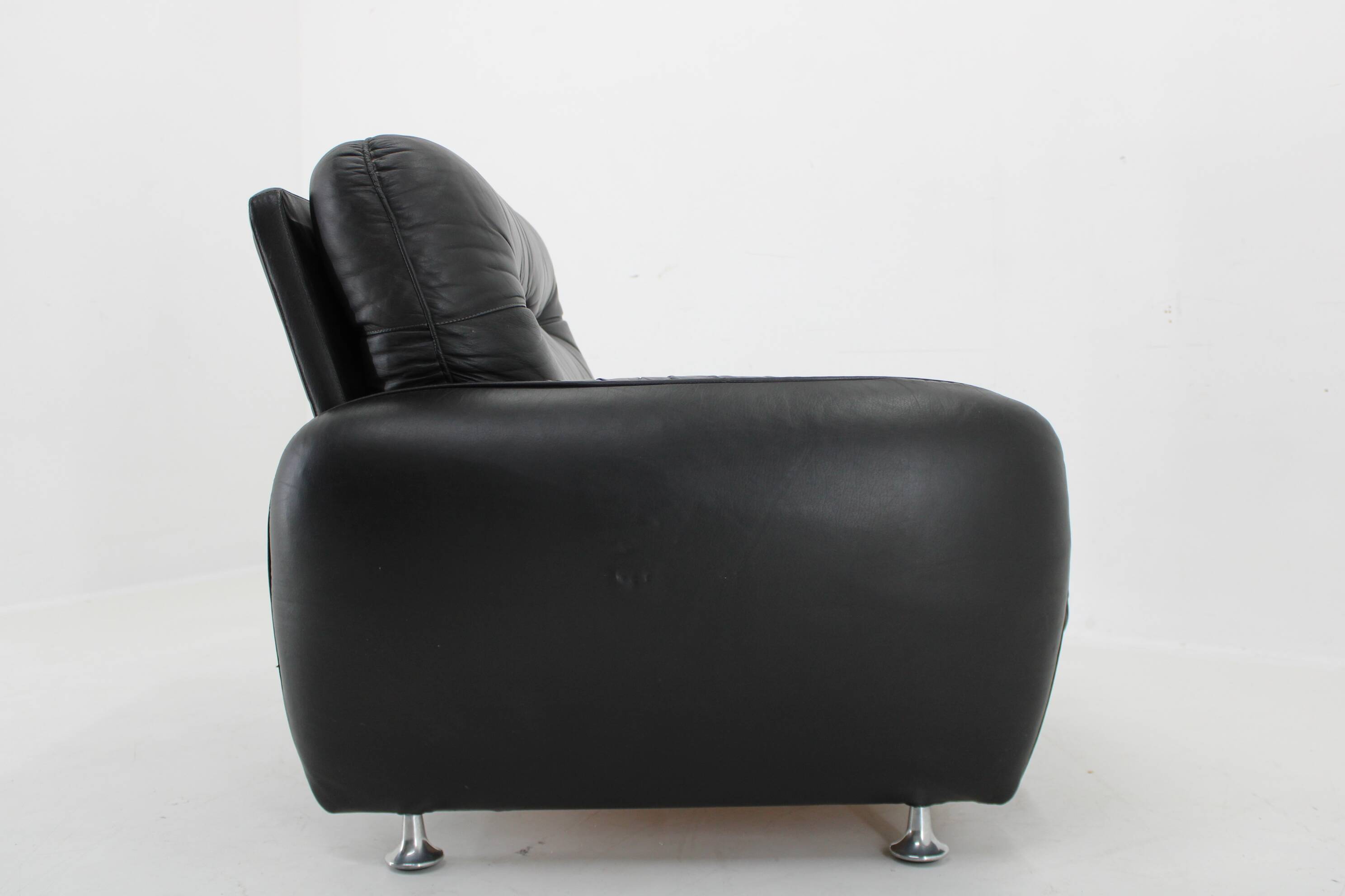 1970s Italian Armchair in Black Leather