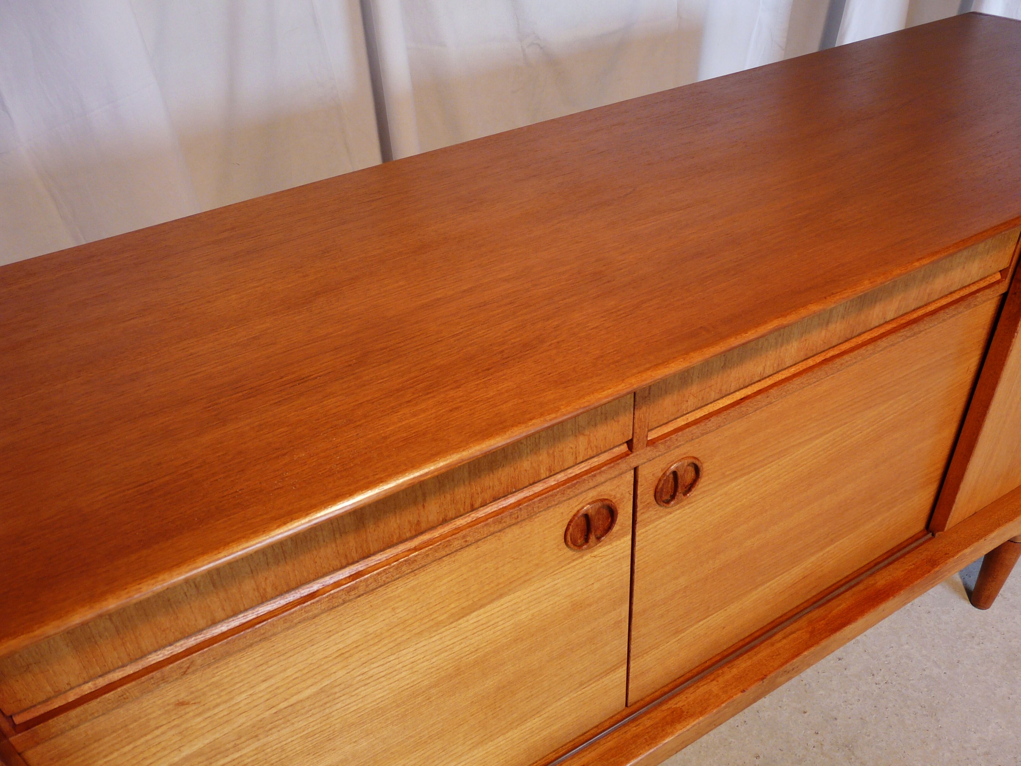 Clausen's Scandinavian teak line - sound