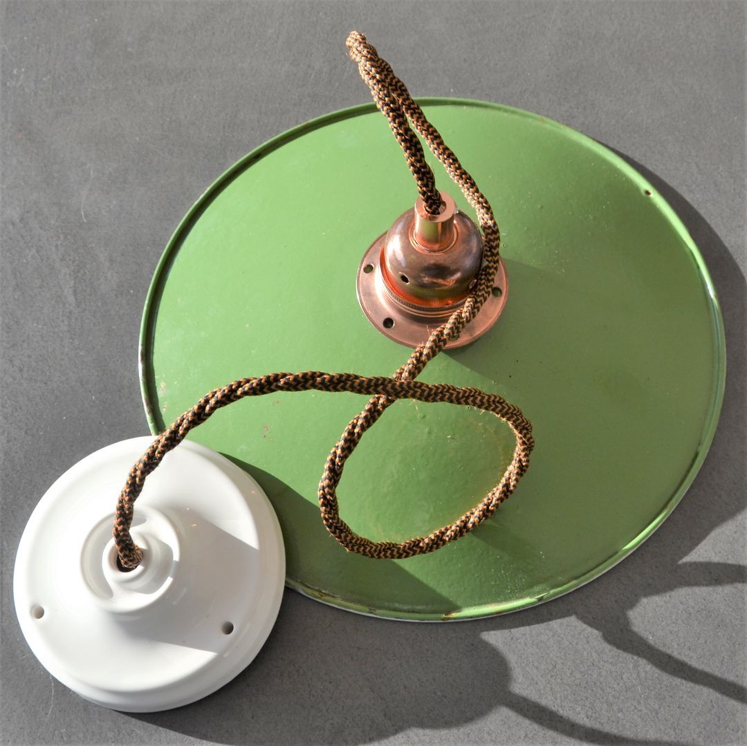 Green enamel suspension, porcelain rosette and copper E27 socket