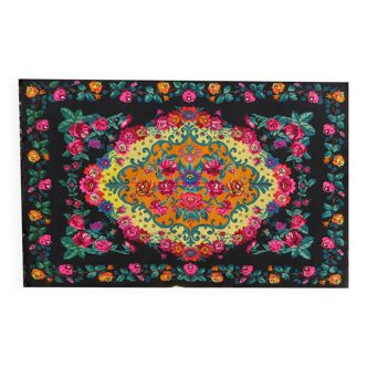 Moldovan carpet 182cm x 288cm