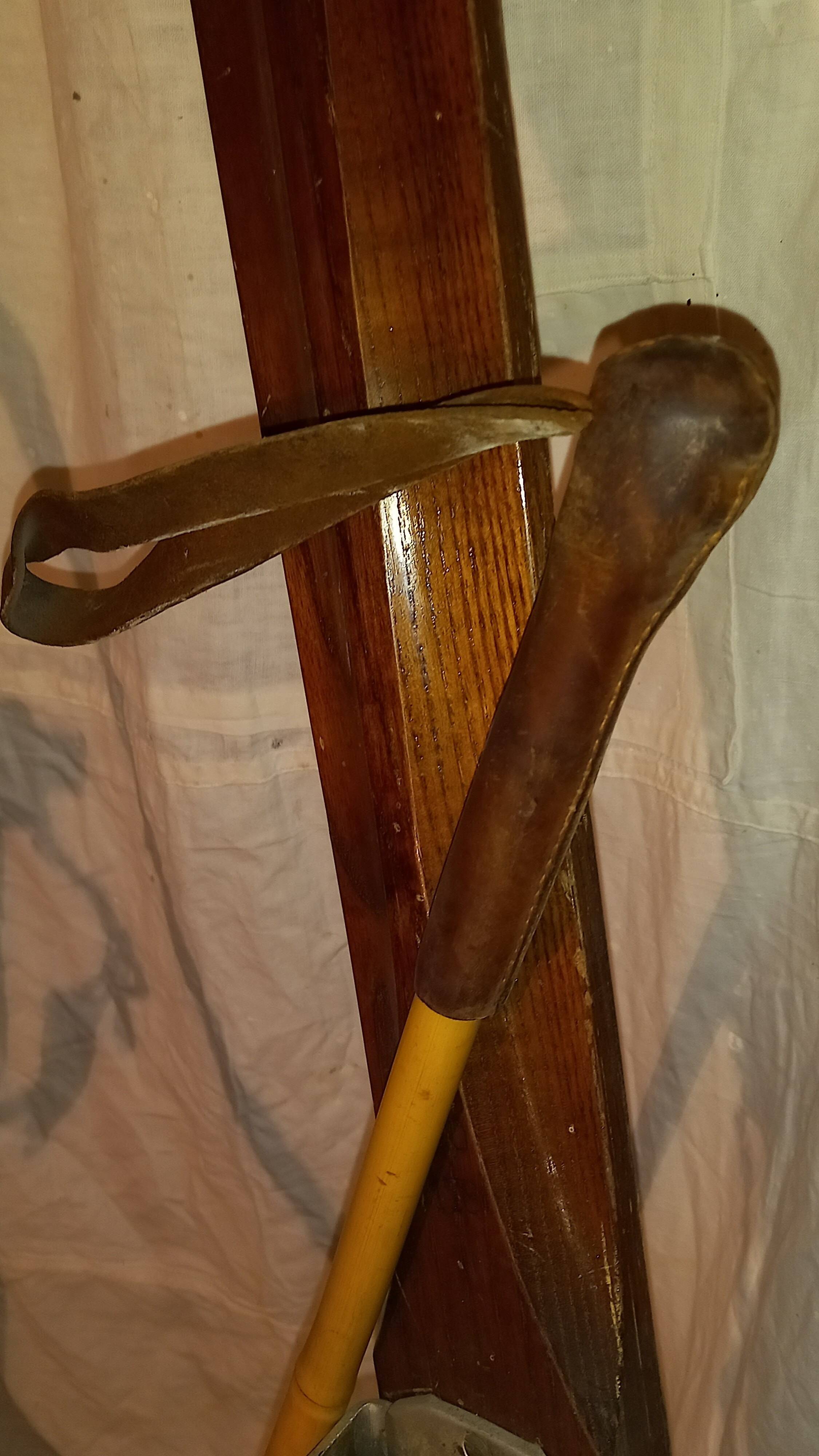 Pair of vintage wooden Skis and their poles + shoes.