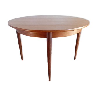 Scandinavian round extendable teak table