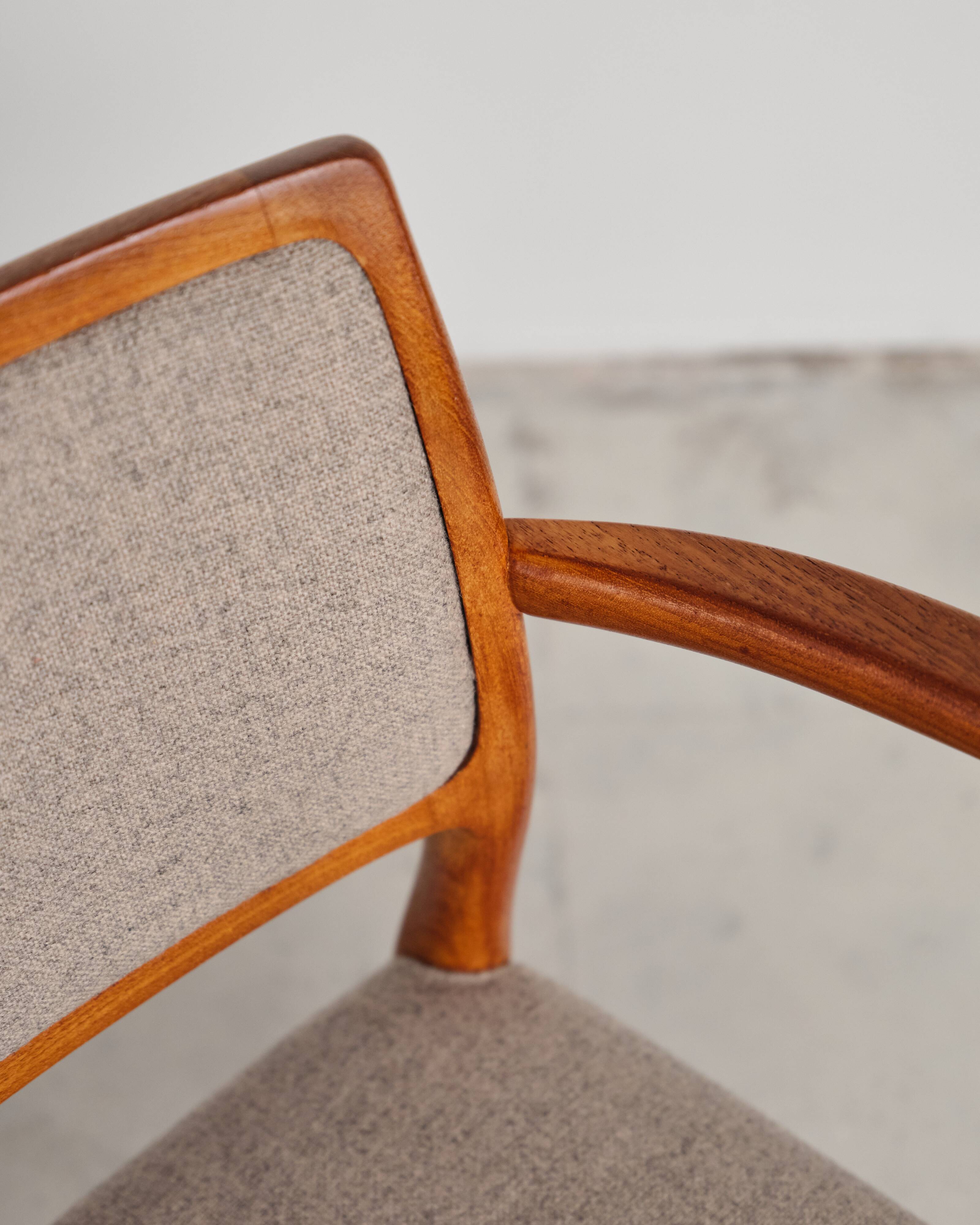 Ensemble de 2 fauteuils danois Niels O. Møller 65, design du XXe siècle