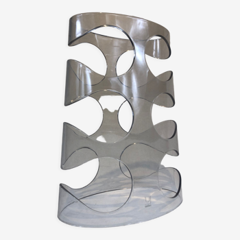 Transparent plexiglass bottle holder Umbra design Ran Lerner