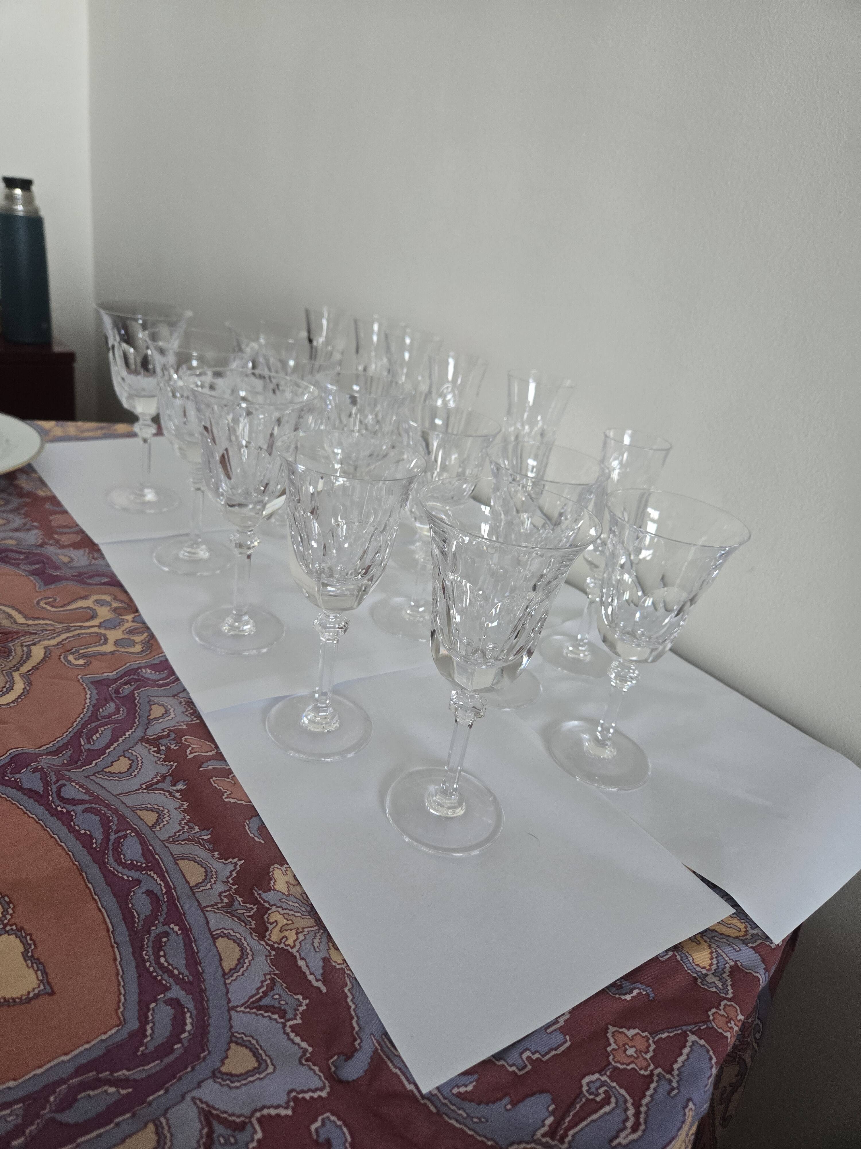 Baccarat Harcourt antique – Service of 17 crystal glasses – Very good condition