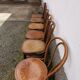 Lot de six chaises bistrot bois tourné Fischel Luterma