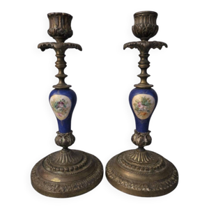 paire de bougeoirs anciens - bronze