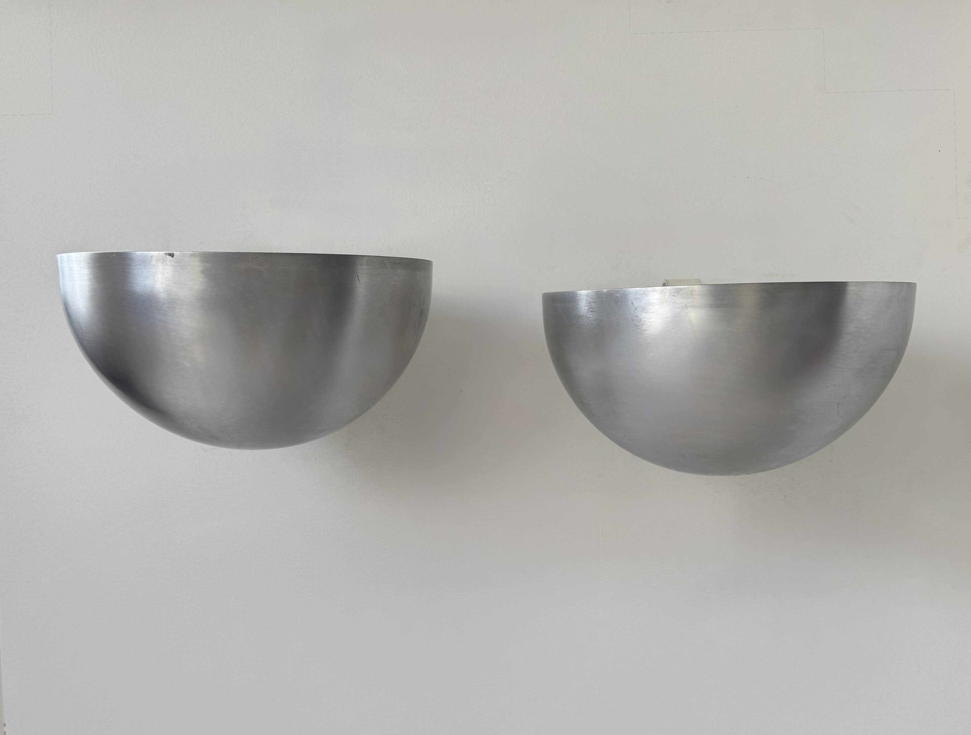 Paire d'appliques XL vintage, métal brossé, Italie, 1970