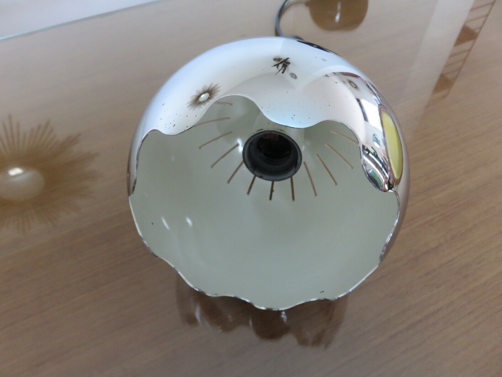 Chrome metal suspension 70s