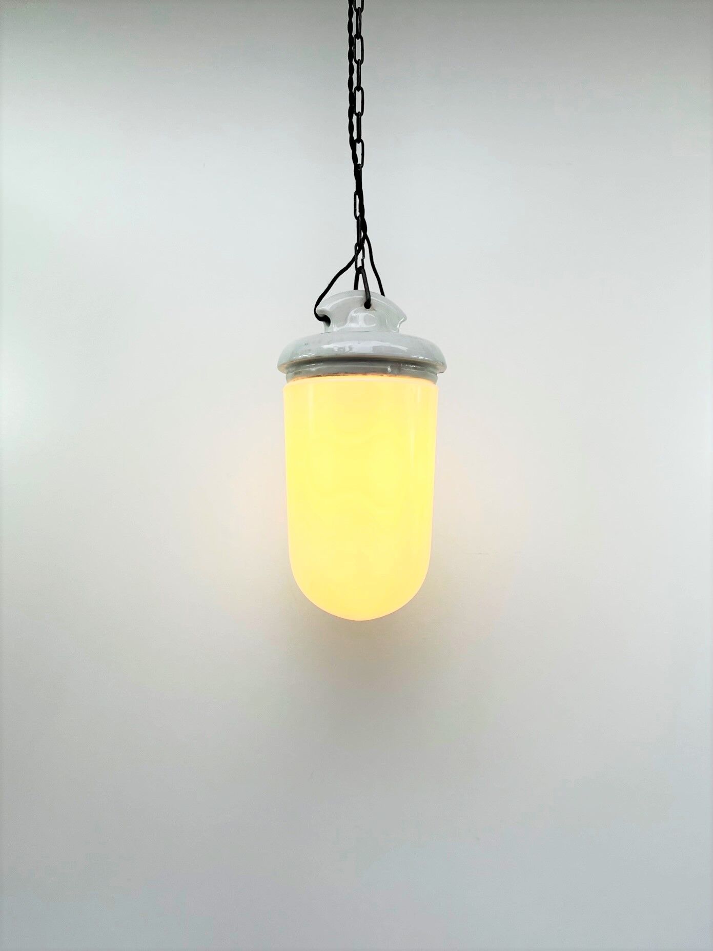 Opaline hanging height 31 cm diameter 14 cm general electric
