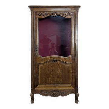 Small Louis XV oak display cabinet with one door.