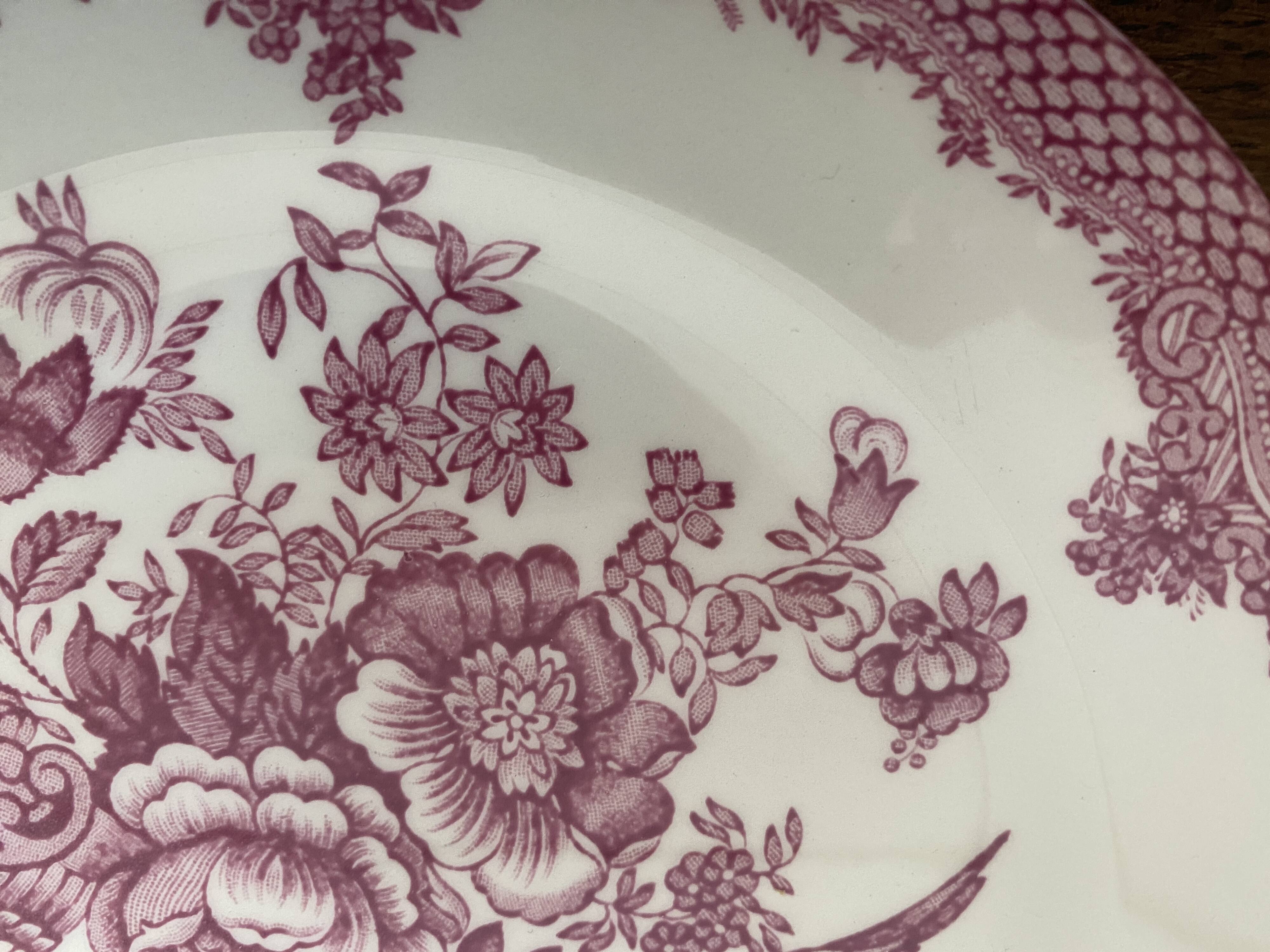 Set of 4 floral pattern dessert plates