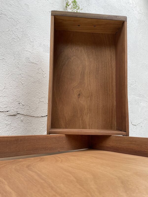 Bureau en bois peint