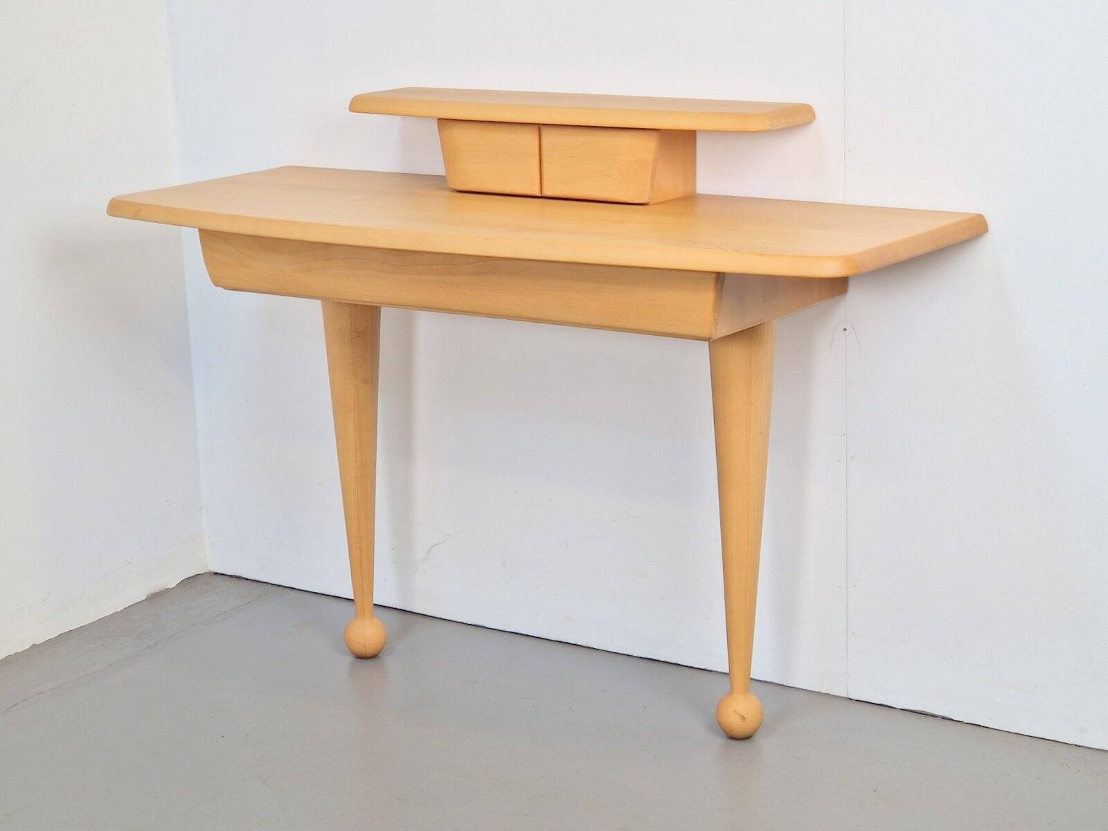 Italian Modern Hall Side Table by Oscar Tusquets Blanca, Italy, 1990s