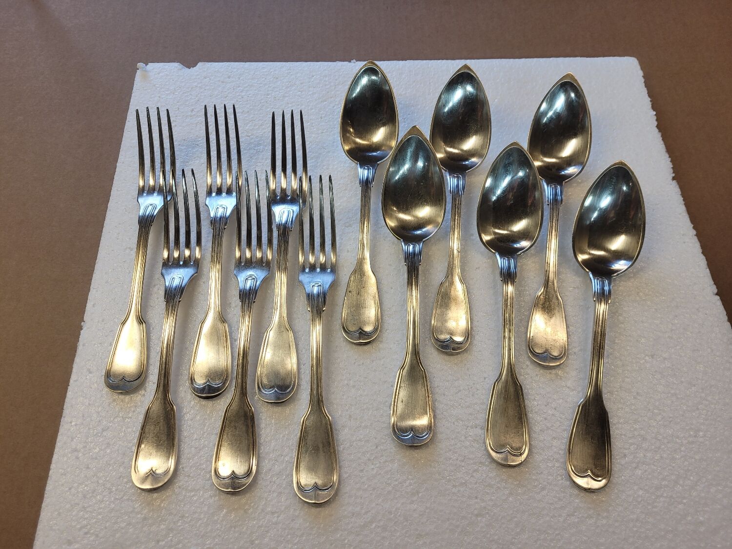 Silver metal housewife 6 spoons, 6 forks