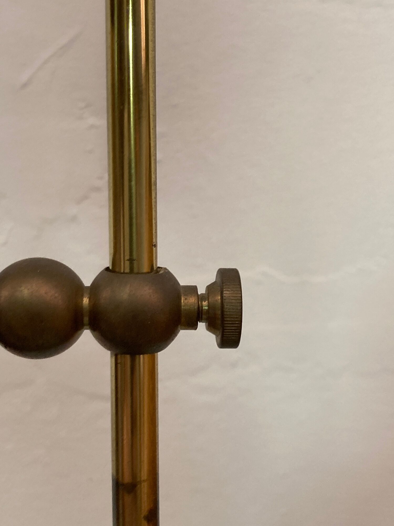 Bamboo rattan and brass pencil or split reed floor lamp, Italy 1980s