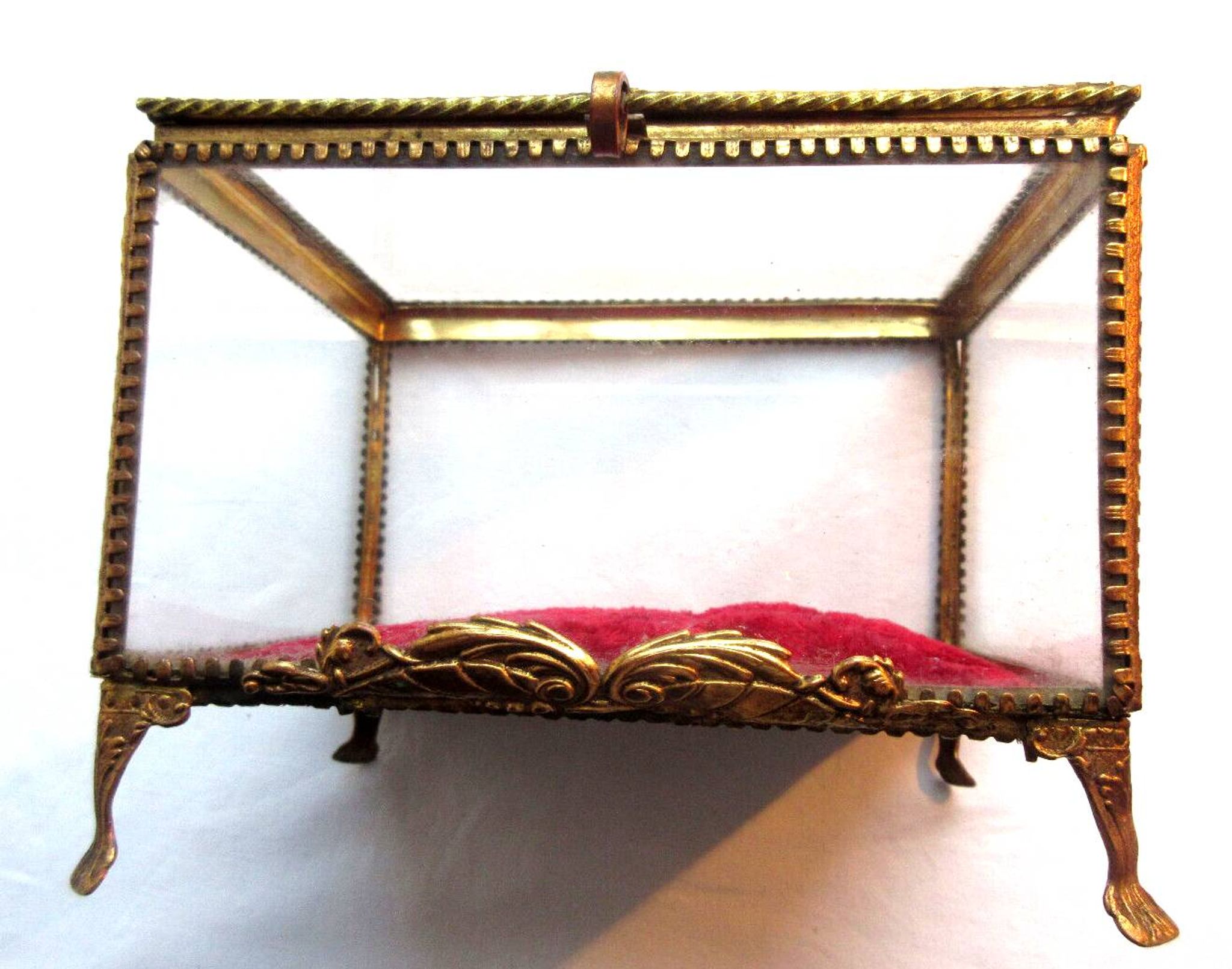 Napoleon III jewelry box, beveled glass and gilded brass, red padded, 4 feet