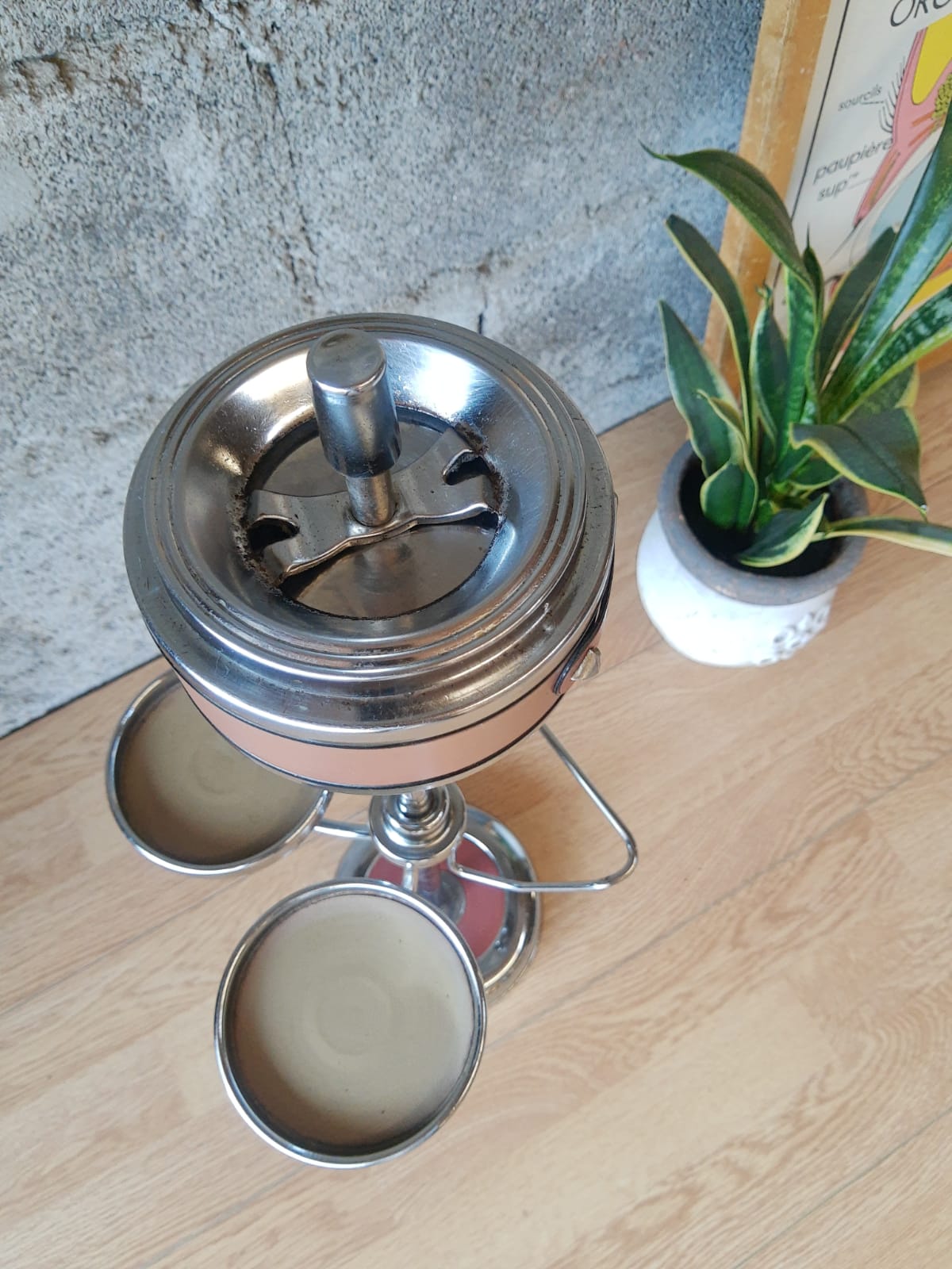 Ashtray on foot 70s -vintage