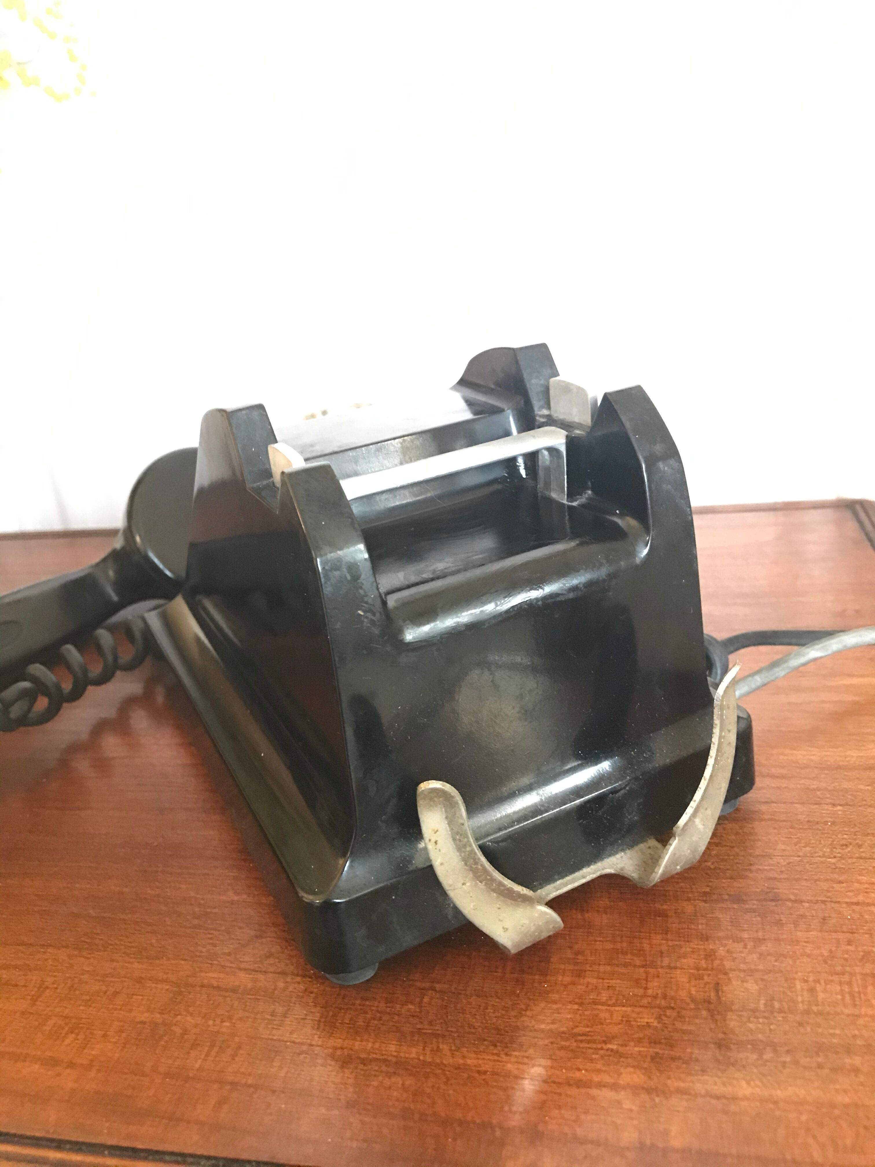 Phone in bakelite, 1960s