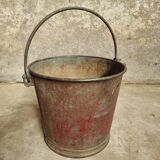 Old bucket fire bucket waste bucket