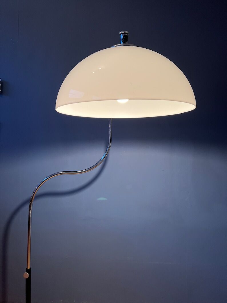 Space age snake floor lamp