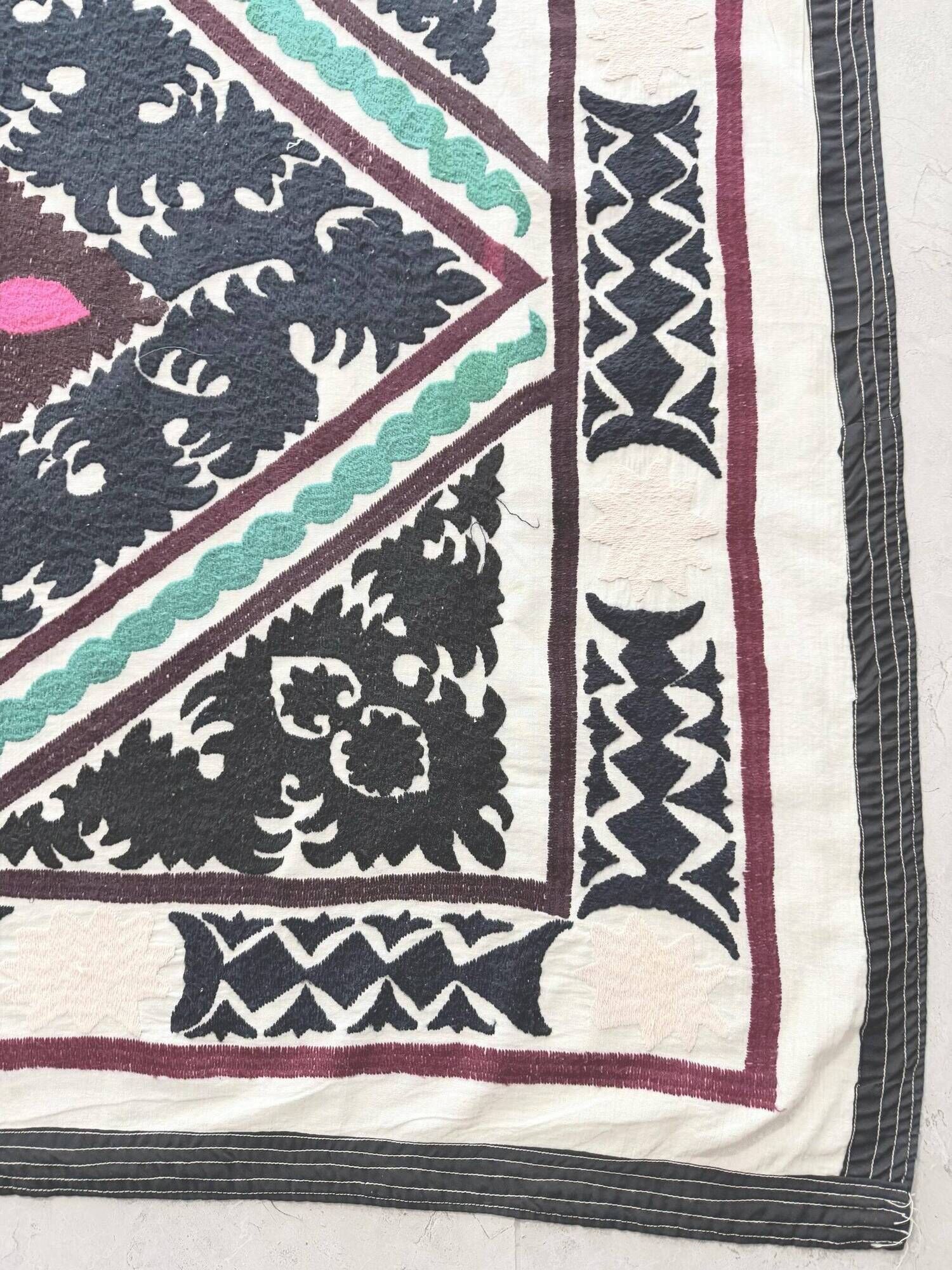 Vintage hand-embroidered tablecloth 124x146 cm
