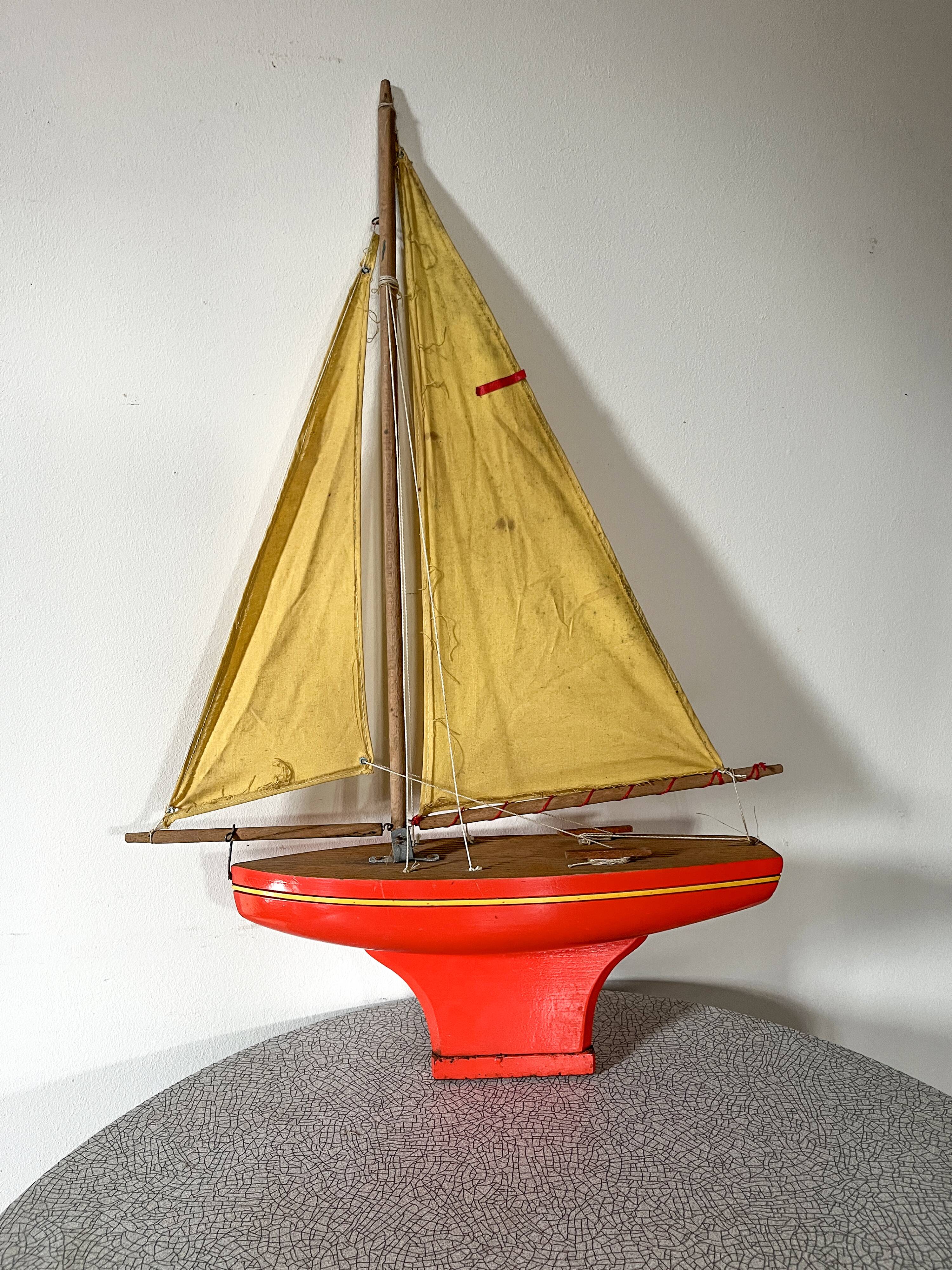 Tirot 401 wooden basin sailboat, vintage toy
