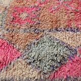 Moroccan pink carpet - 190 x 385 cm