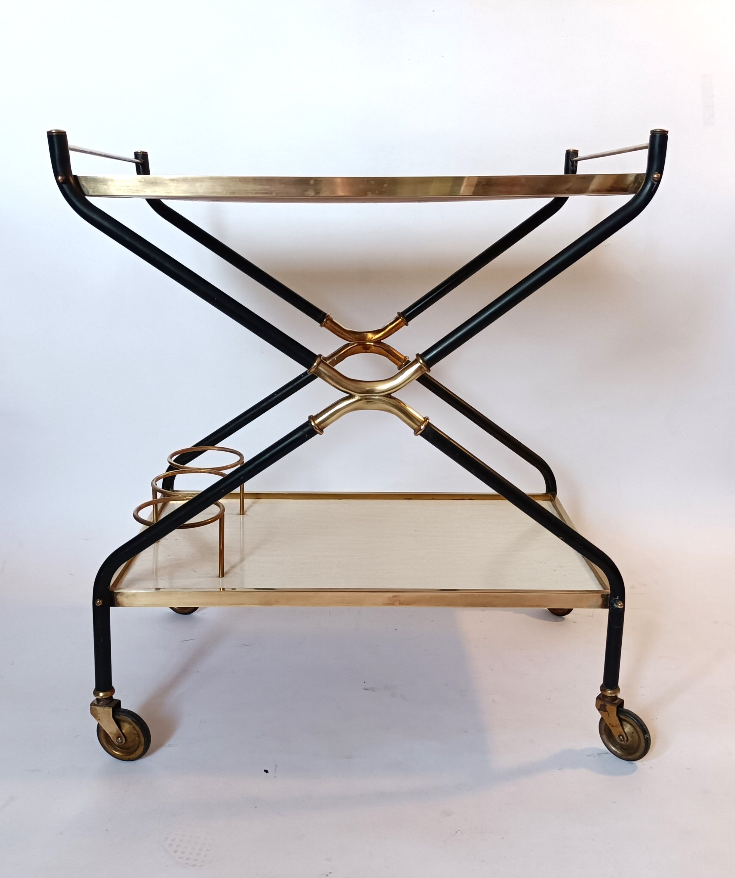 Rolling bar in gilded brass and black metal, Italy circa 1950
